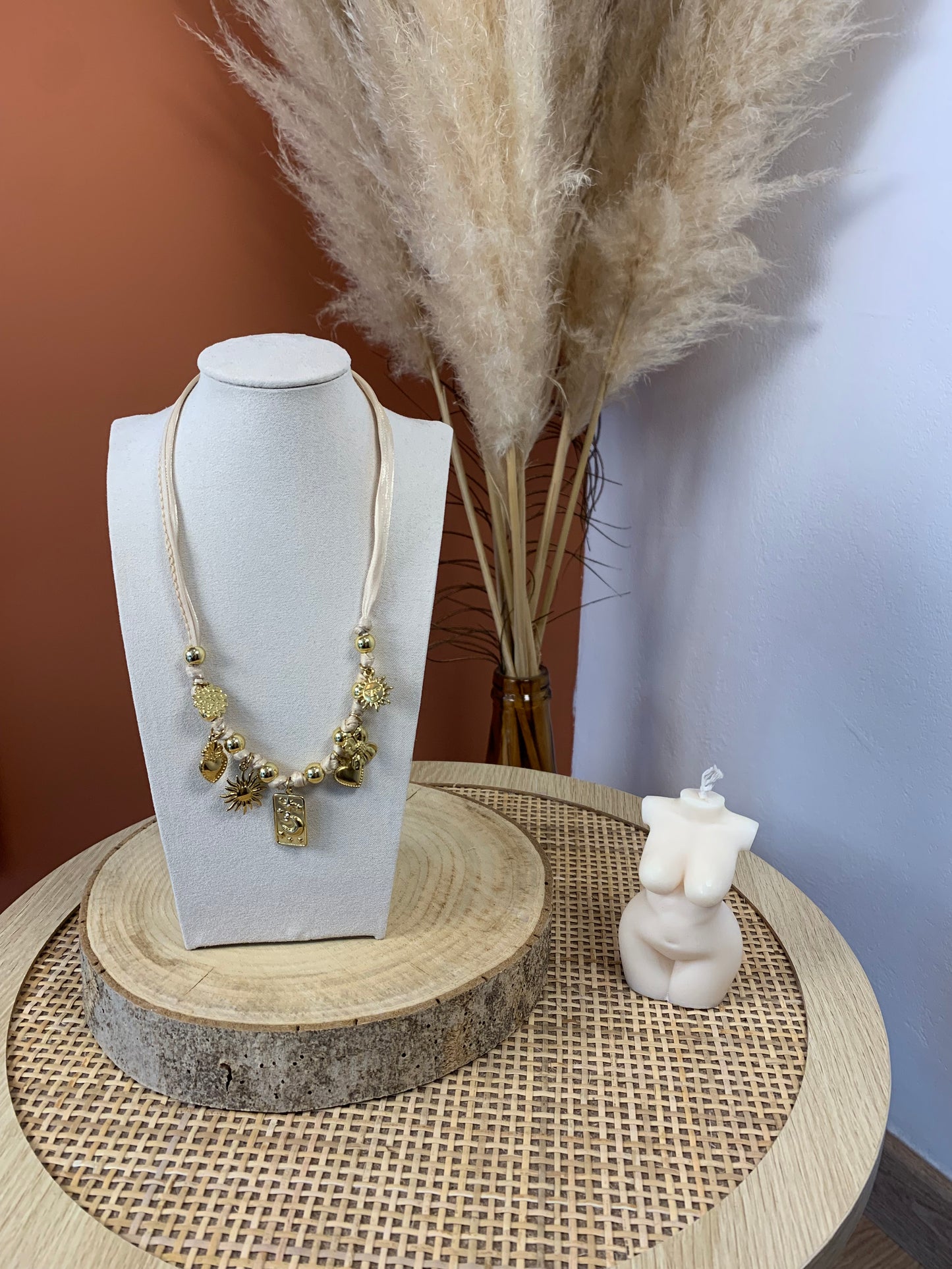 Collier "Luna" beige