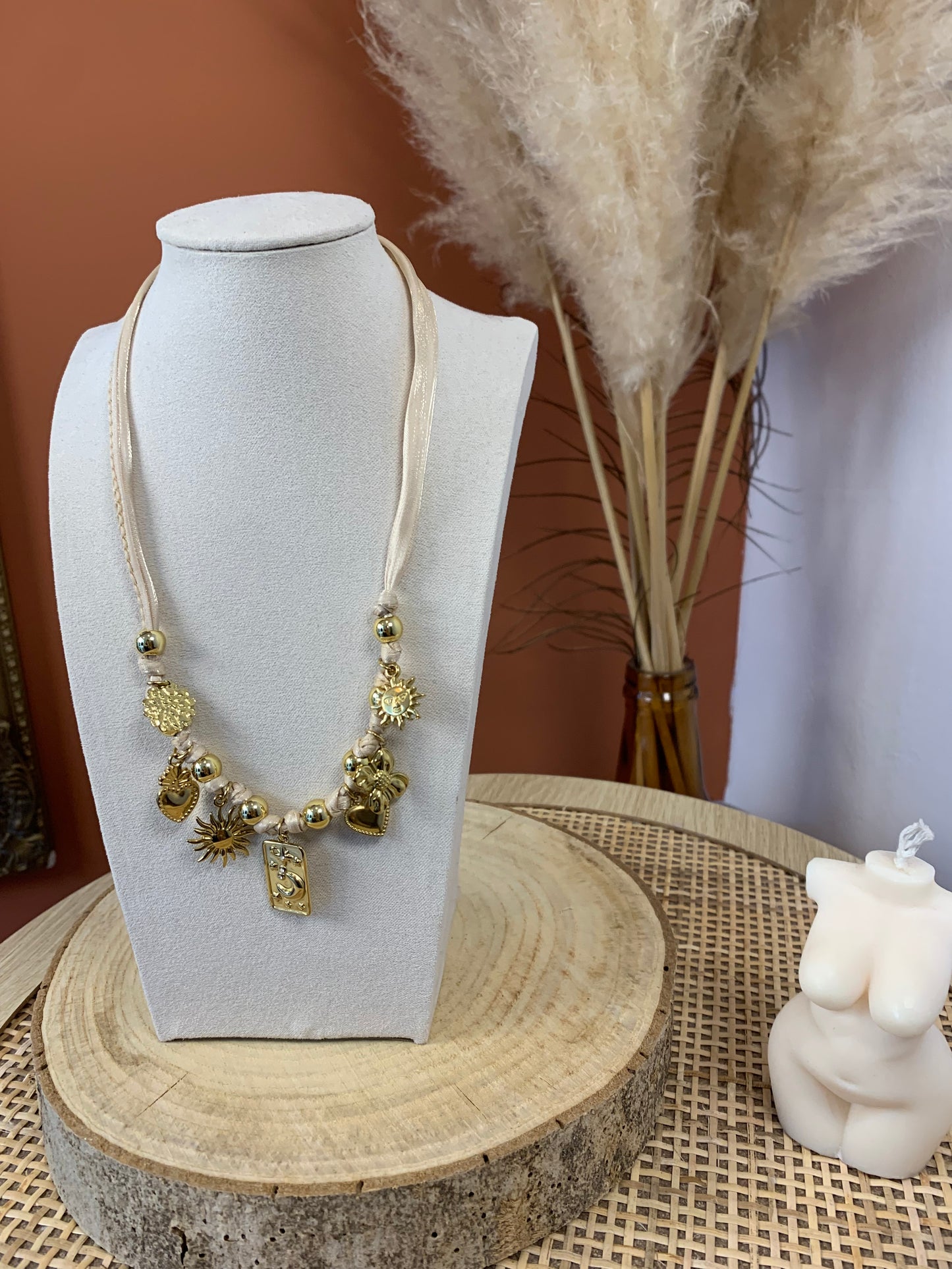 Collier "Luna" beige